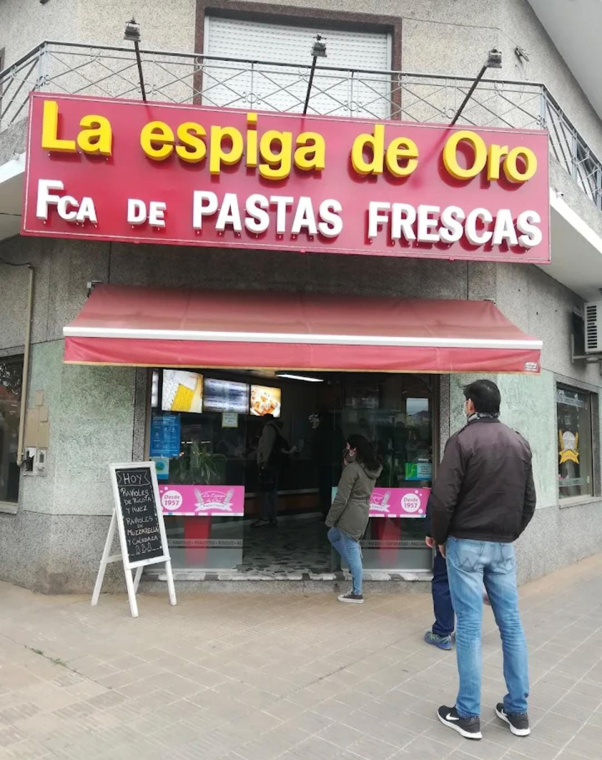 La f&aacute;brica de pastas de Rafael Calzada.