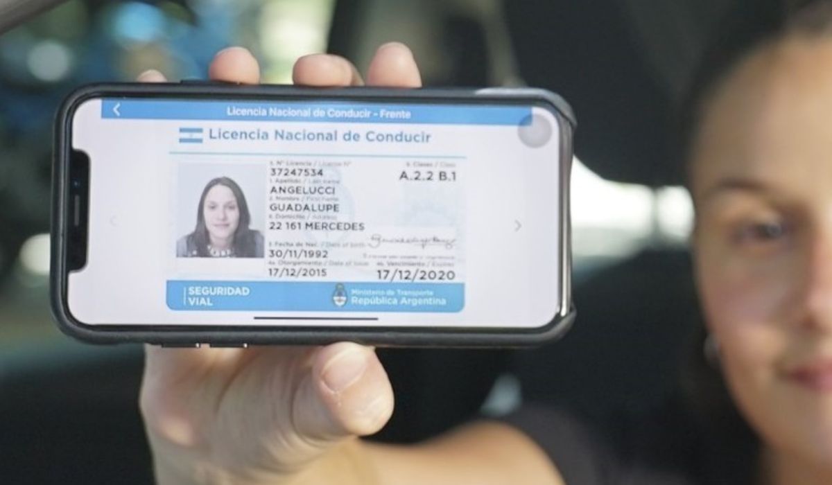 El Gobierno de la Provincia de Buenos Aires extendi&oacute; la Resoluci&oacute;n que permite a conductores circular con la licencia de conducir digital.