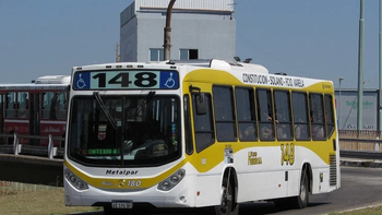 Paro de colectivos: la línea 148 suspendió nuevamente sus recorridos por un conflicto gremial