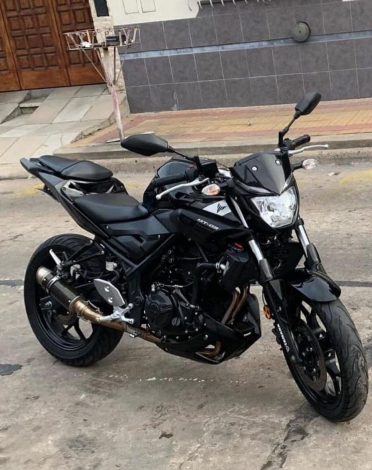 La moto que busca el joven de Lanús.