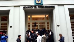 en medio de la ola de allanamientos, la afa realiza el sorteo de los torneos para 2026