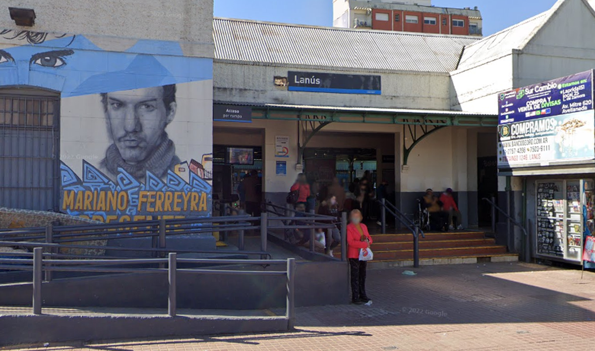 El hecho ocurrió en uno de los andenes de la estación Lanús.