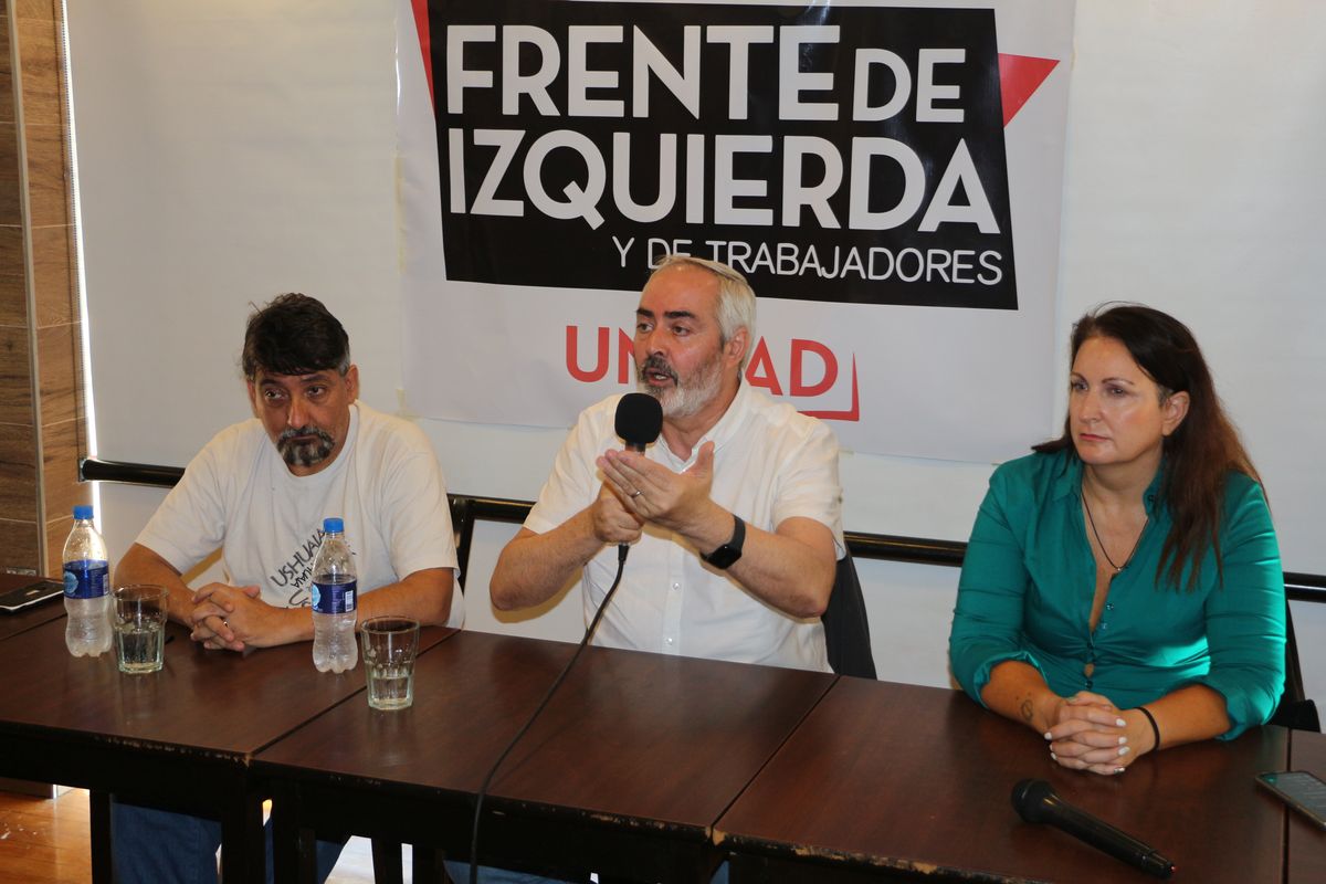 Alejandro Bodart, precandidato de la Izquierda, recorrió Lanús: El kirchnerismo es parte del ajuste