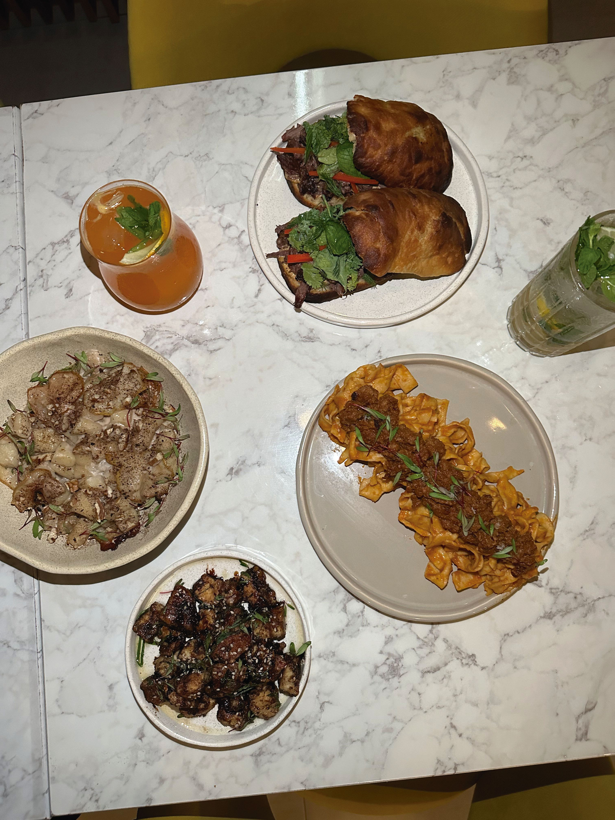 Comida gourmet y cócteles de autor: la apuesta de Nativo en Canning.  