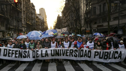 conflicto universitario: convocan a una marcha de velas y otro paro de 48 horas