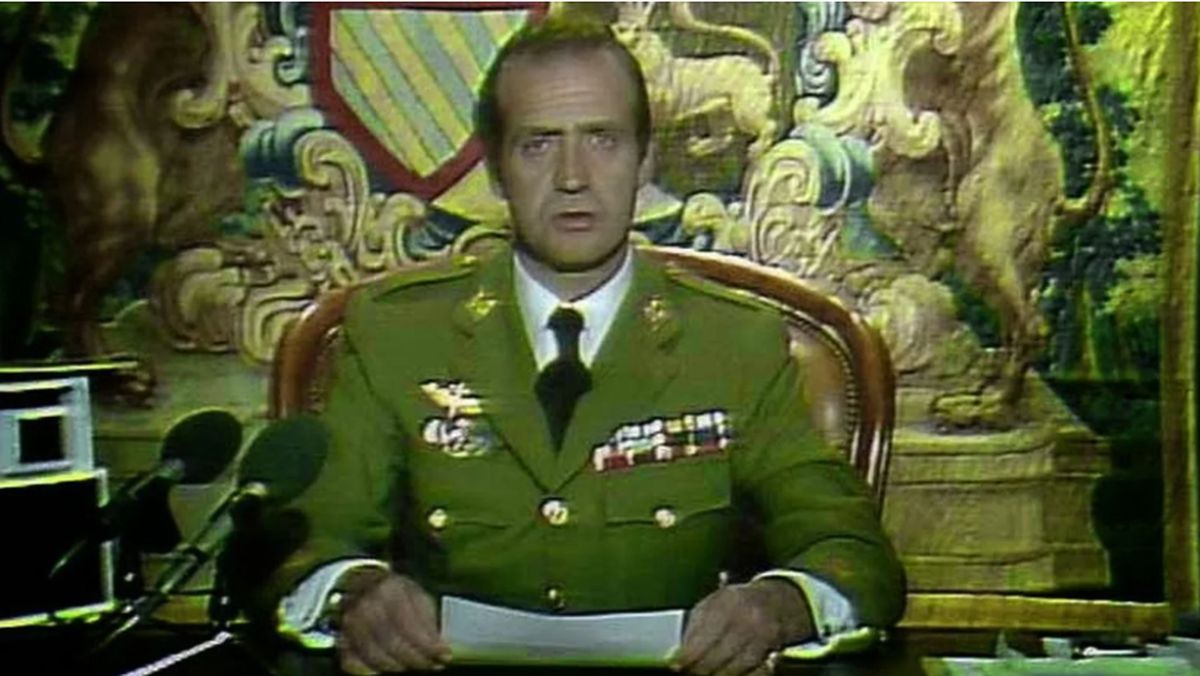 El Rey Juan Carlos cuando tuvo una actuación destacada para desarticular el golpe de Estado. El Rey Juan Carlos cuando tuvo una actuación destacada para desarticular el golpe de Estado.