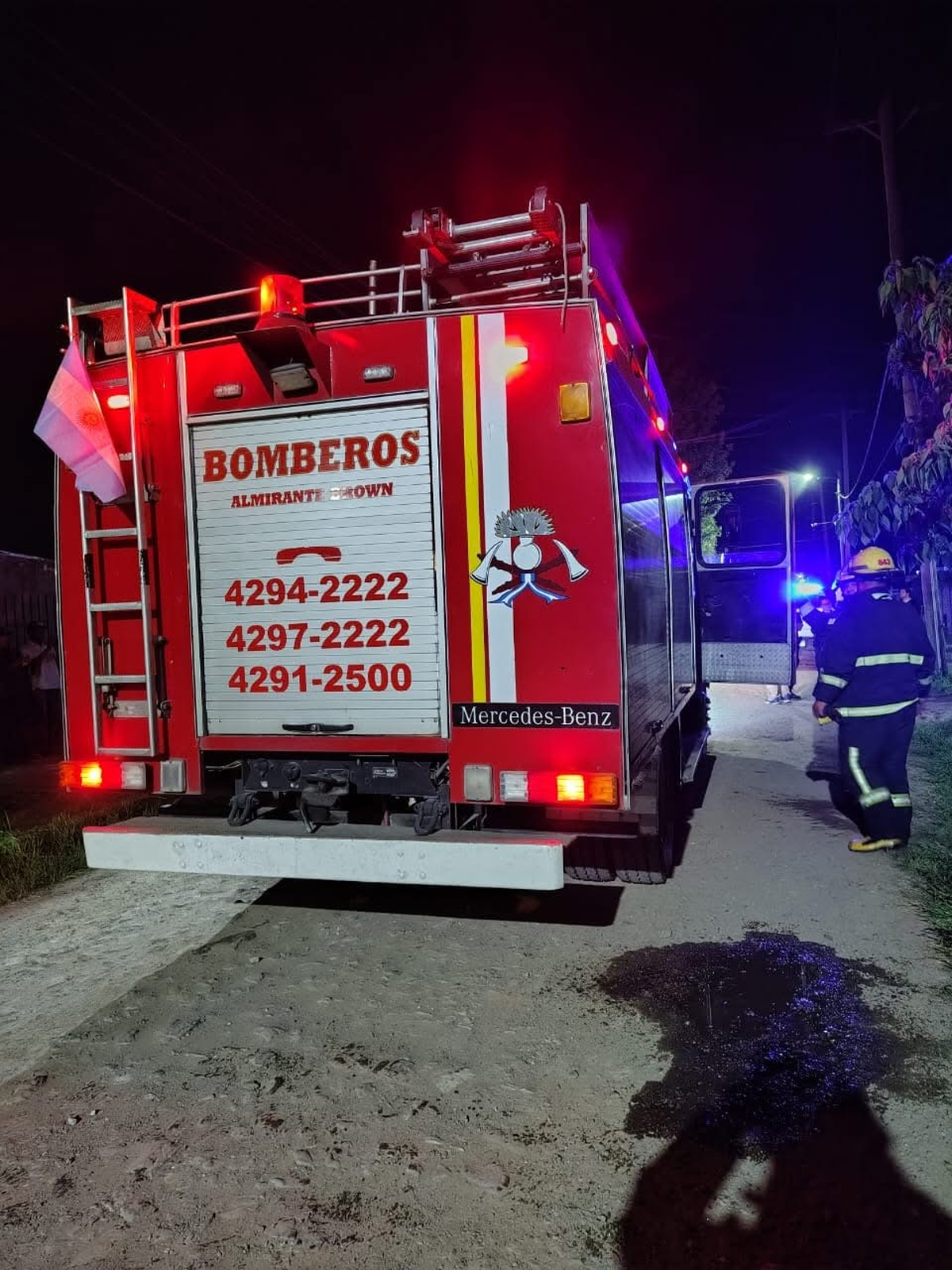 Intervinieron en el lugar Bomberos de Almirante Brown.
