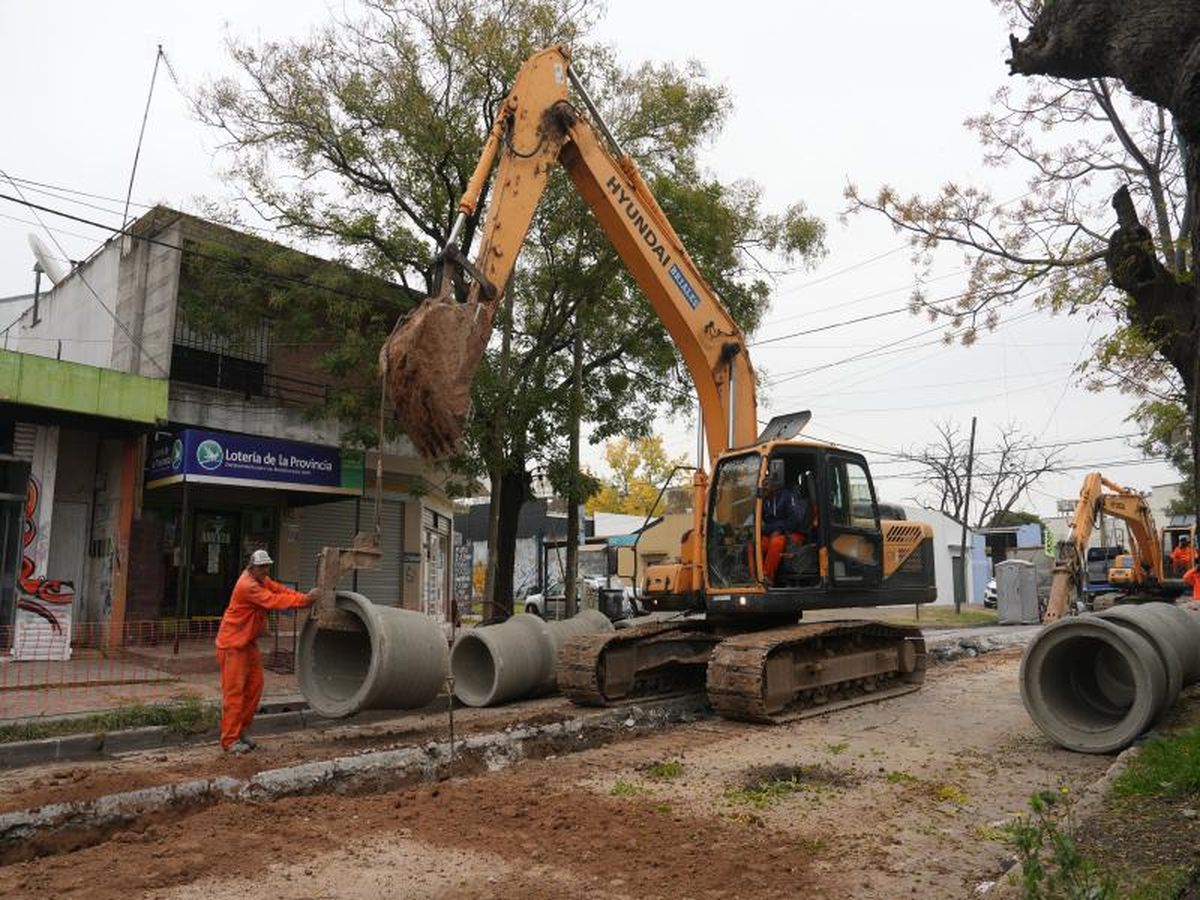 En las últimas semanas se abrieron nuevos frentes de obra en distintos puntos de Lomas de Zamora. En las últimas semanas se abrieron nuevos frentes de obra en distintos puntos de Lomas de Zamora.