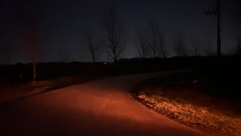 Preocupación de vecinos por la falta de luminarias en la Ruta 52: Es una zona peligrosa