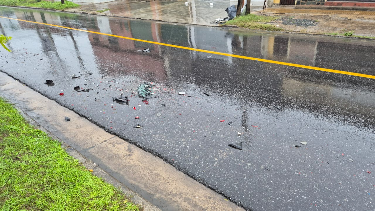 Así se encuentra la calle que sucedió el choque. 
