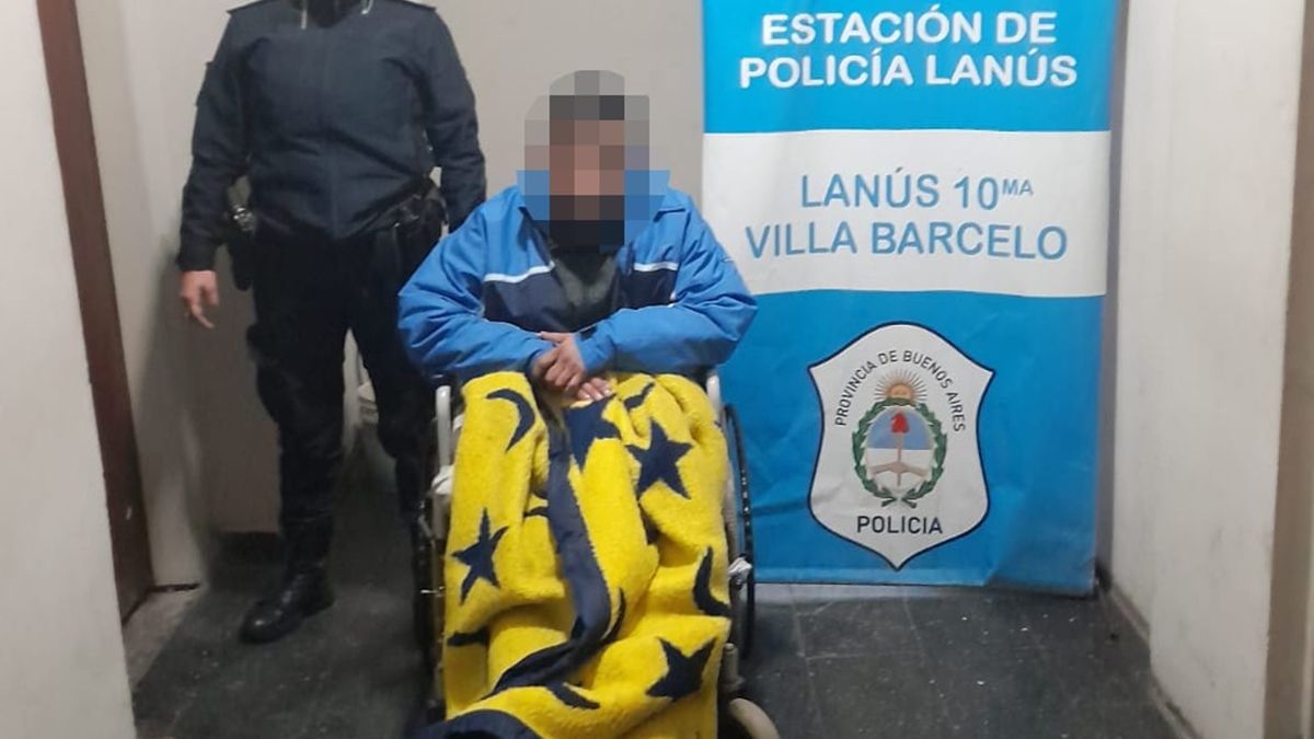 Lanús: hacía delivery de drogas en silla de ruedas y terminó detenido