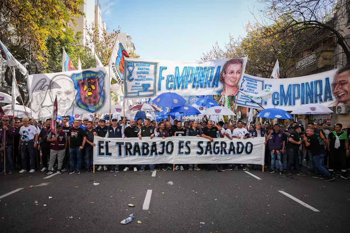 Prevén movilizaciones frente al Congreso para este miércoles cuando se trate la reforma laboral. 