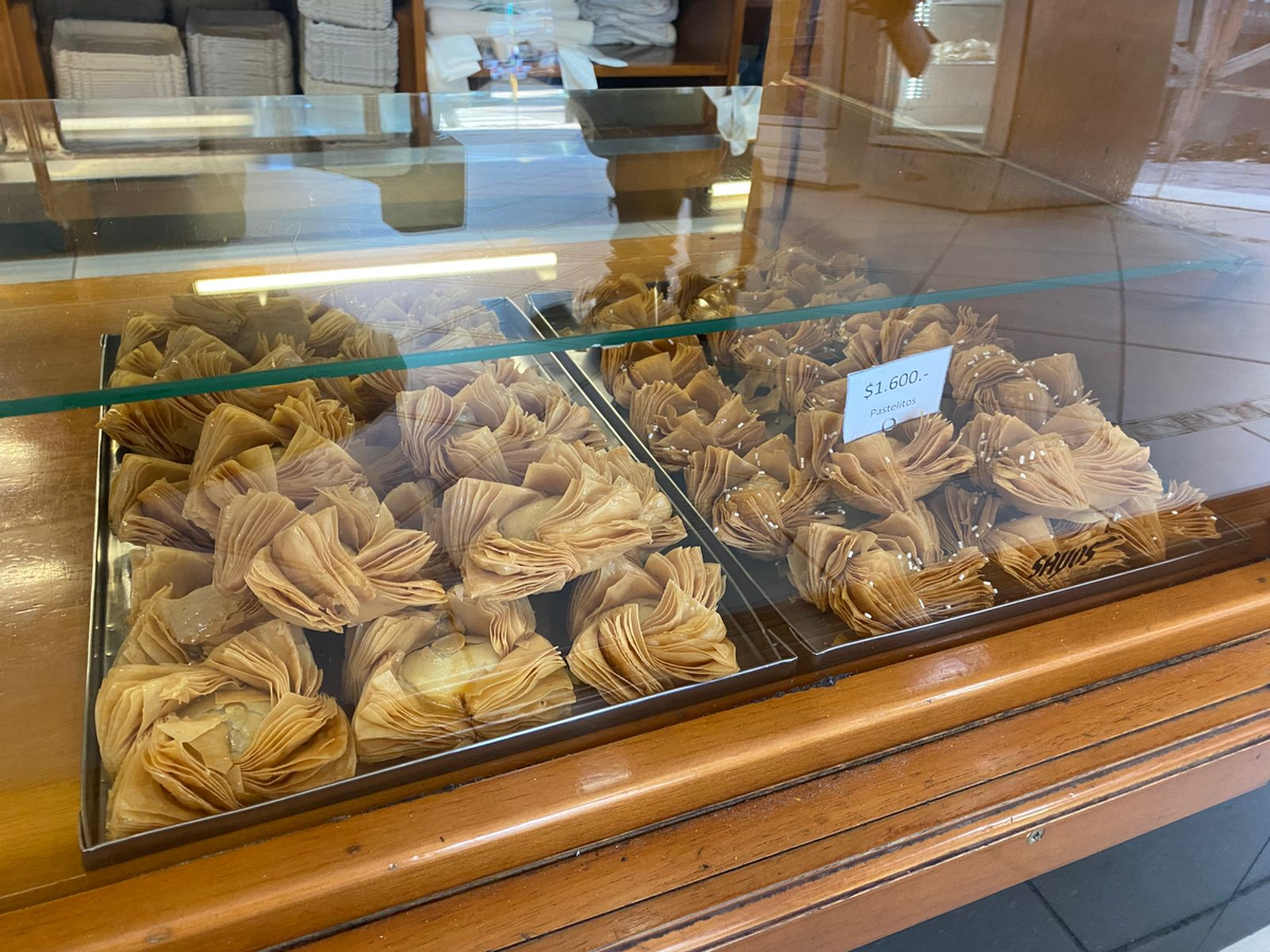 Los pastelitos también son un clásico del 25 de Mayo.