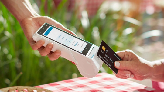 El endeudamiento familiar crece en Argentina y sube la mora en tarjetas y préstamos