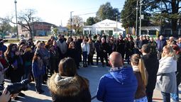 monte grande: inauguraron el playon deportivo de la plaza la campana
