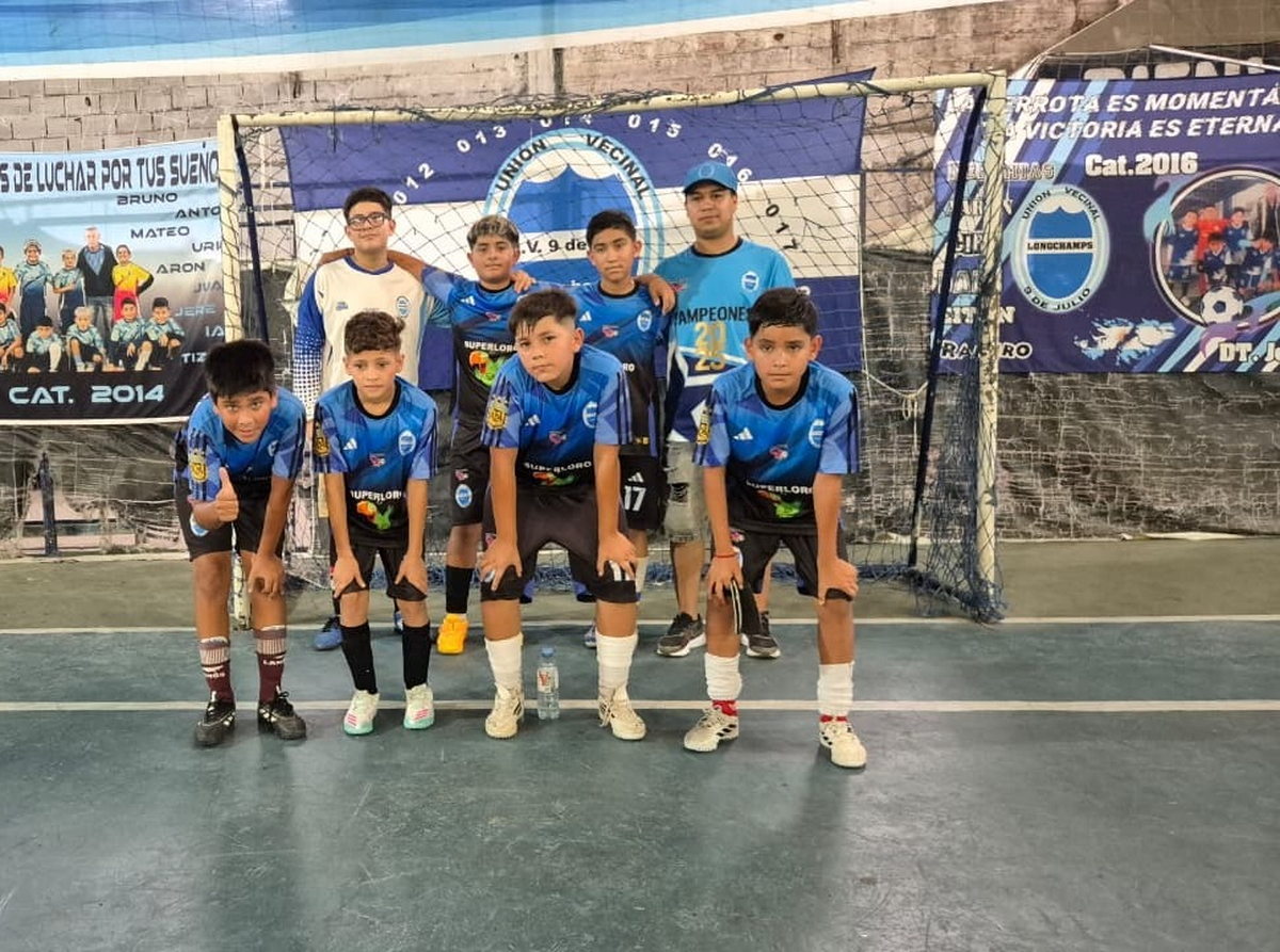 Categor&iacute;a 2014 de Uni&oacute;n Vecinal 9 de Julio de Longchamps.