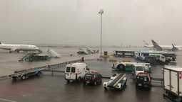 vuelve a operar el aeropuerto de ezeiza tras el temporal