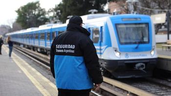 Vigiladores ferroviarios anunciaron medidas de fuerza por falta de pago y podría verse afectada la línea Roca
