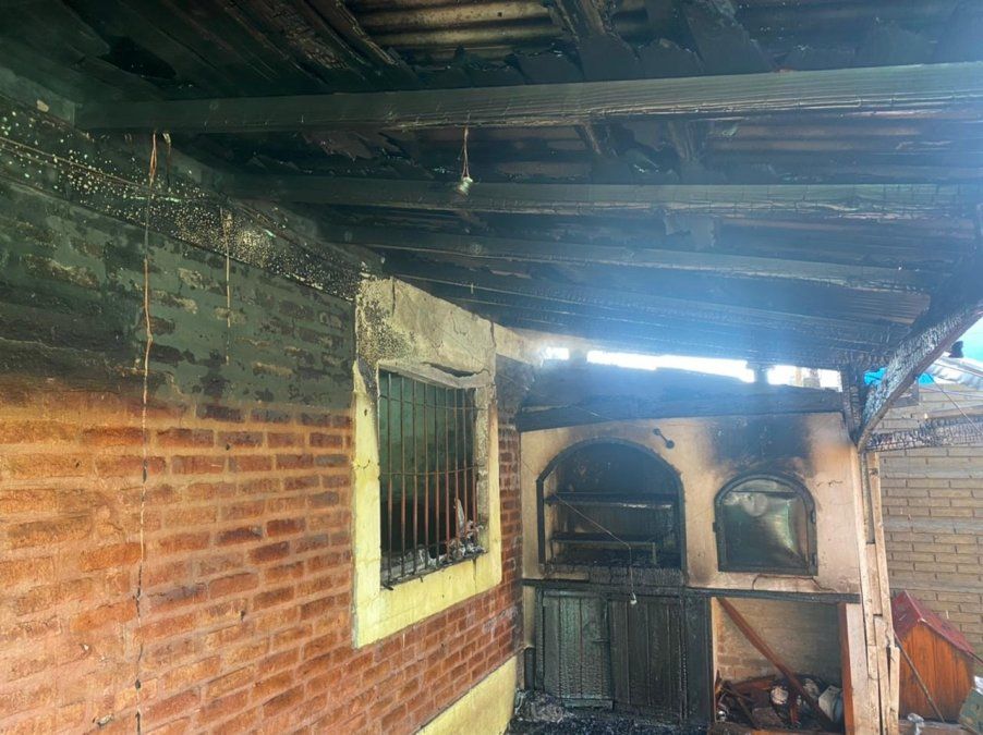 Incendio en El Jag&uuml;el