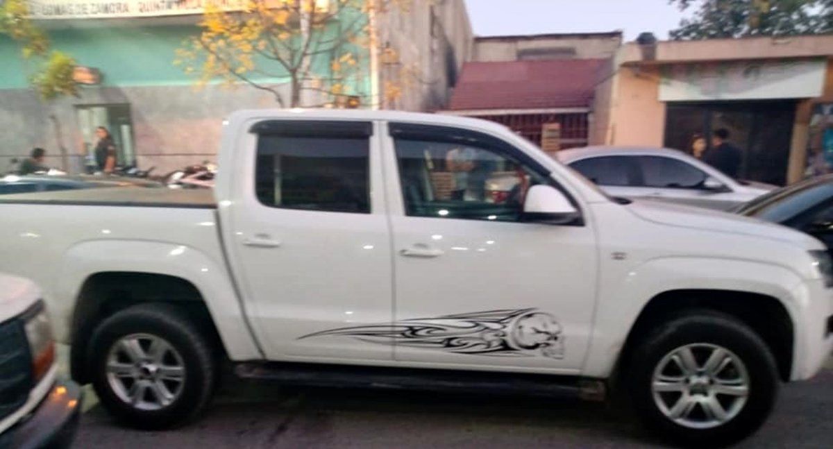 Uno de los vehículos en el que se movilizaban los delincuentes.