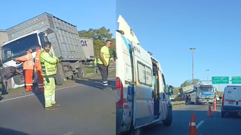Ezeiza: un camión chocó en la Autopista Riccheri y hay importantes demoras