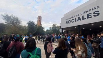La Universidad de Lomas convoca a marchar el 23 de abril: 