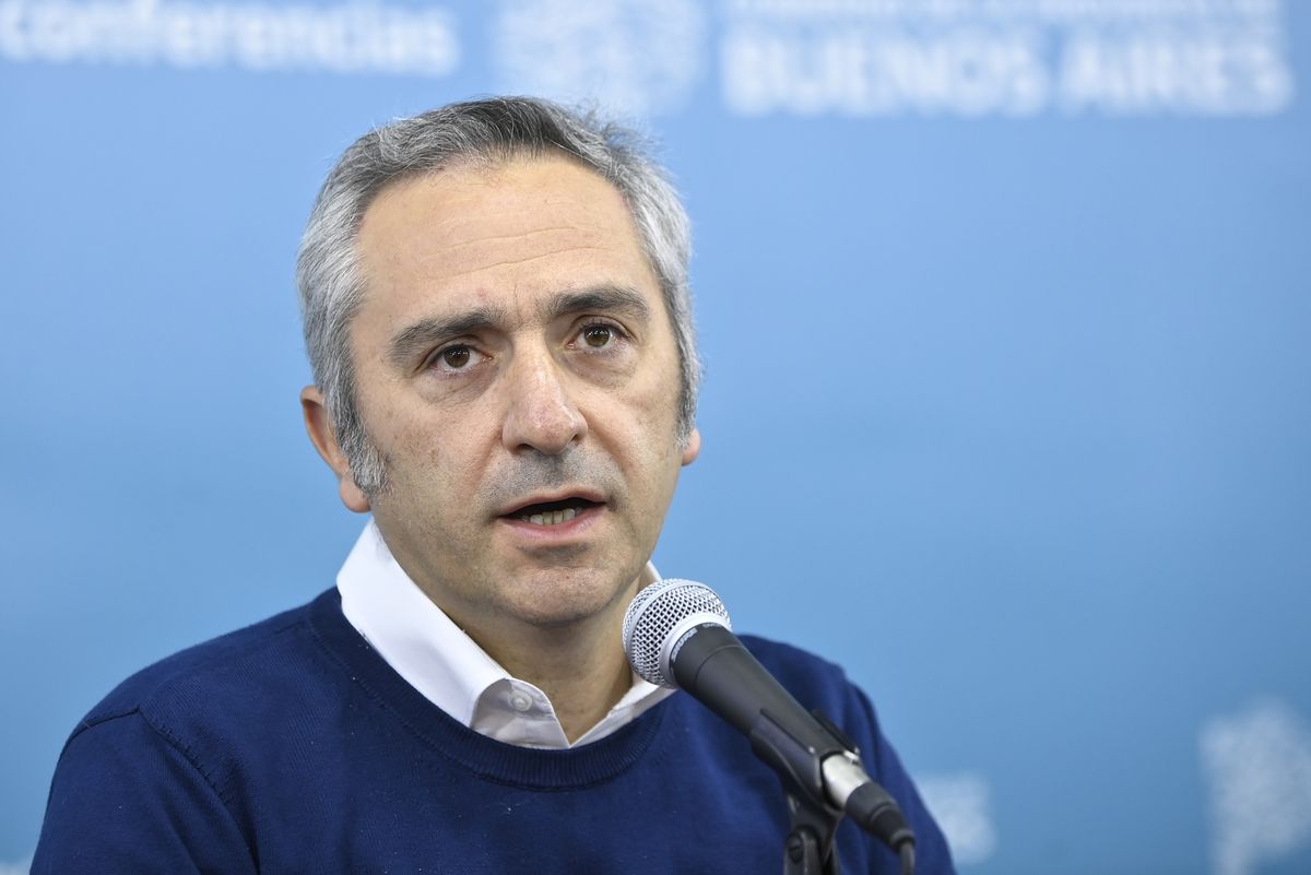 El ministro de Desarrollo de la Comunidad, Andrés Larroque. 