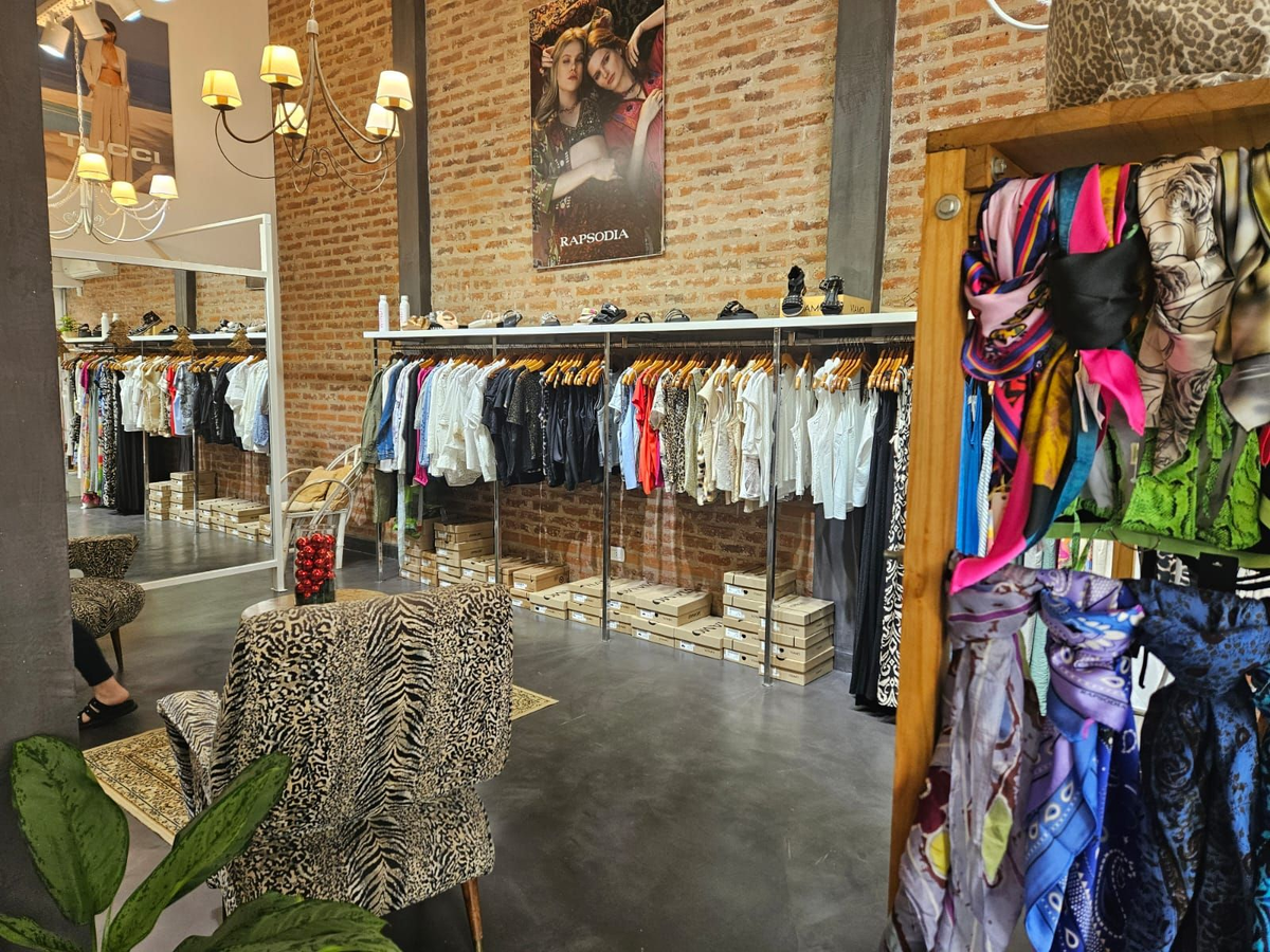 La tienda de ropa &ldquo;Windy&rdquo; de Monte Grande.