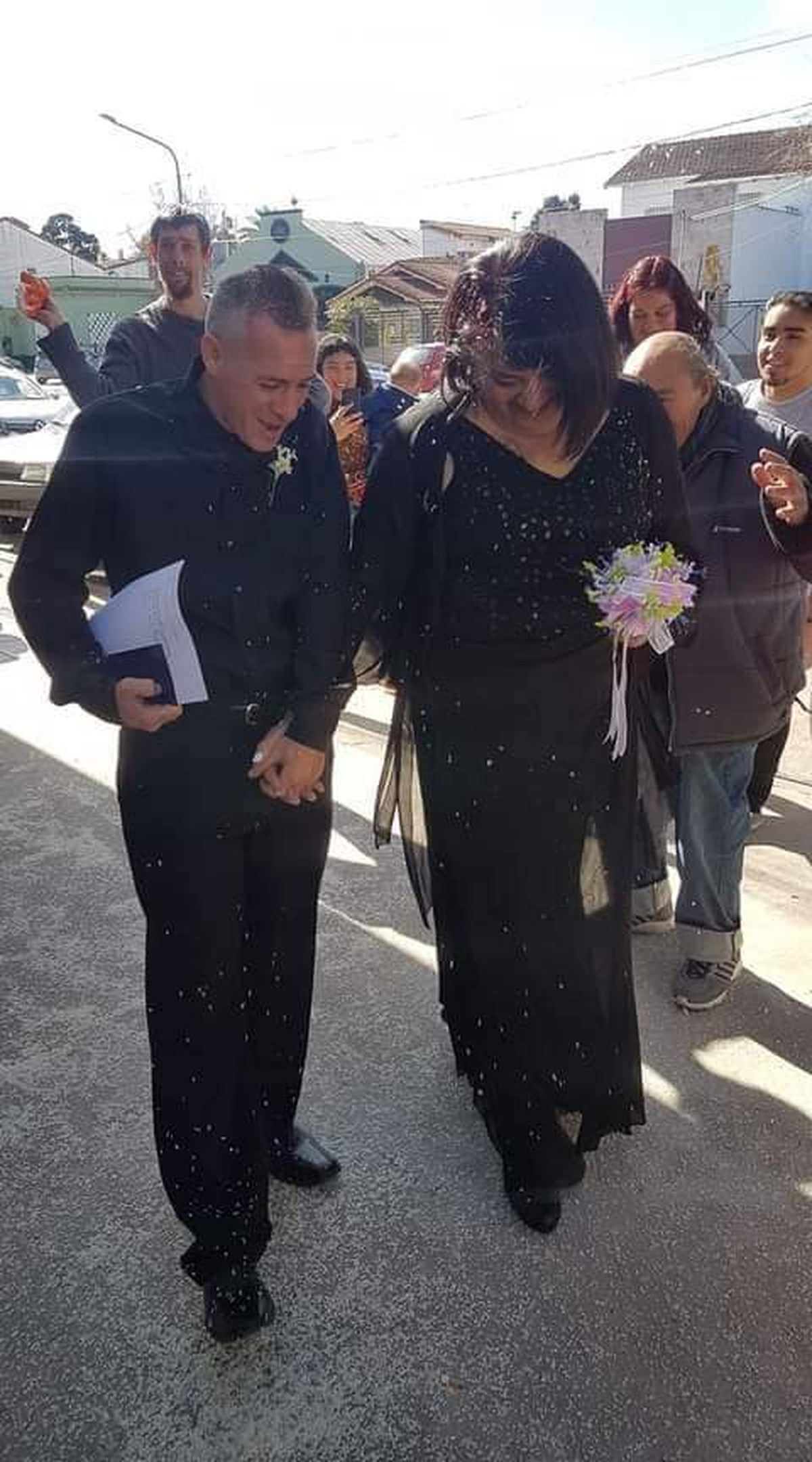 Rolando junto a su esposa, Zulema, el d&iacute;a de su boda. &nbsp;