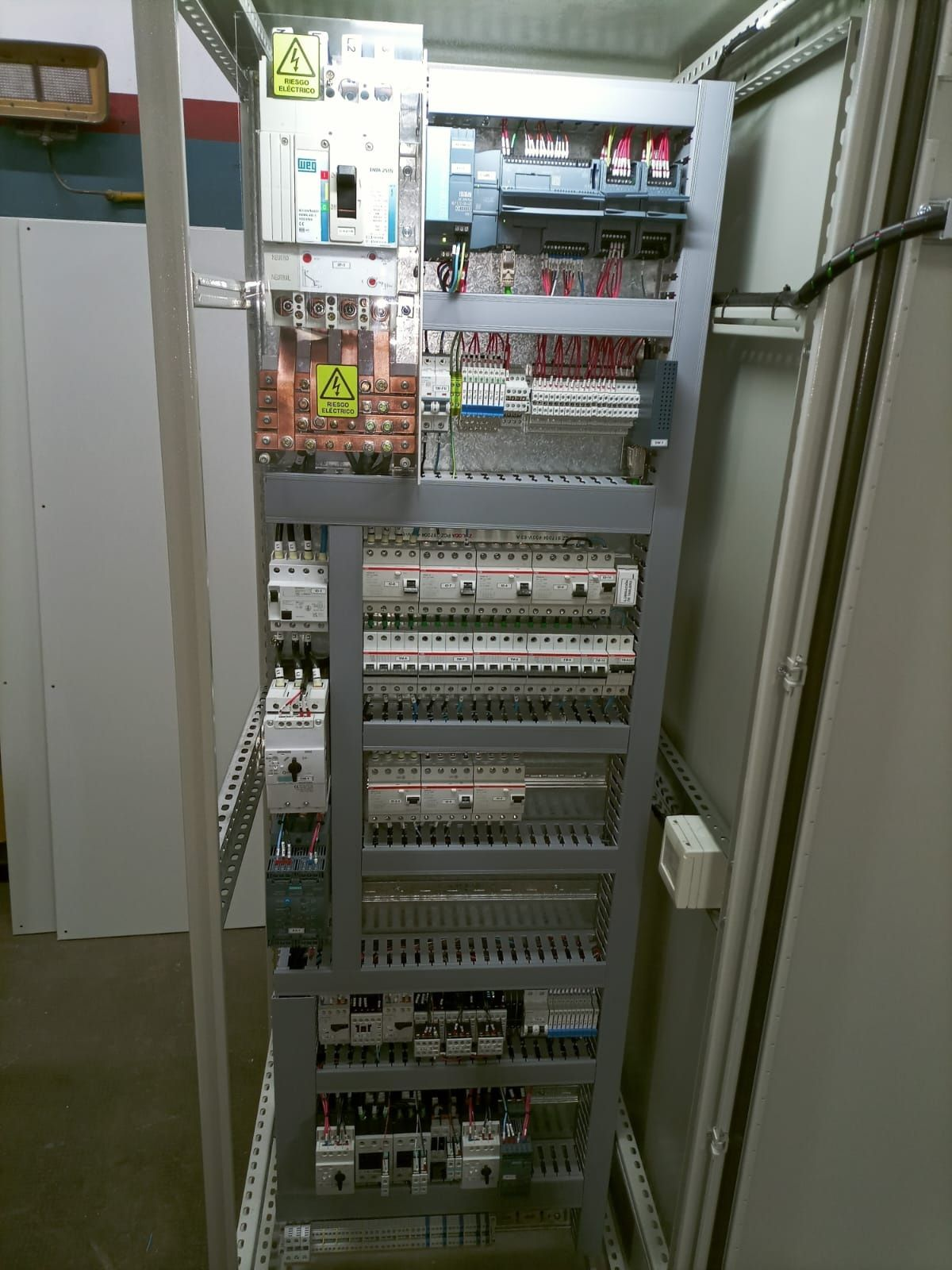 Los trabajos en los tableros el&eacute;ctricos de Roar hoy est&aacute;n en jaque.