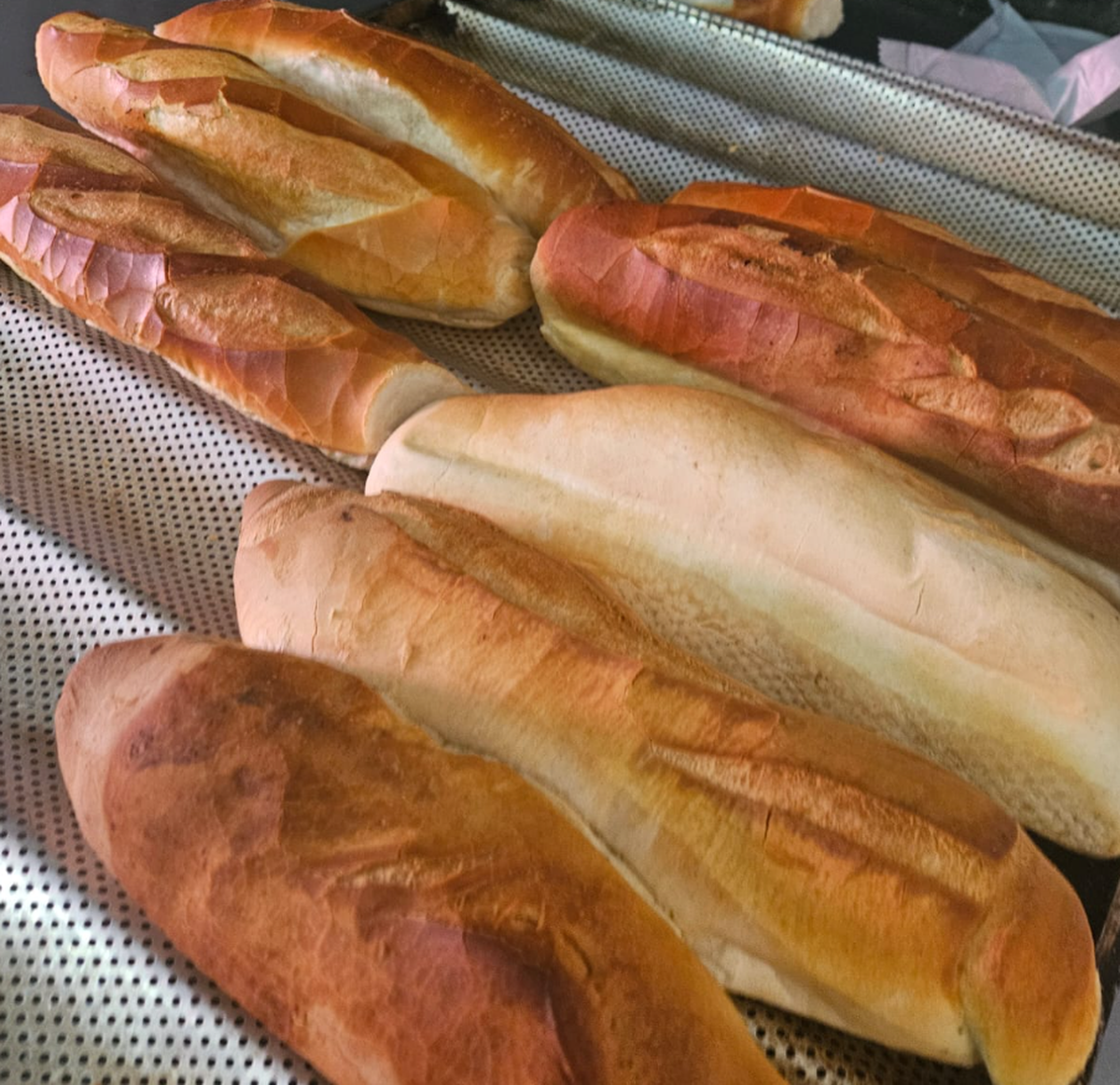 Los panaderos comienzan su jornada laboral alrededor de las 3 de la mañana.
