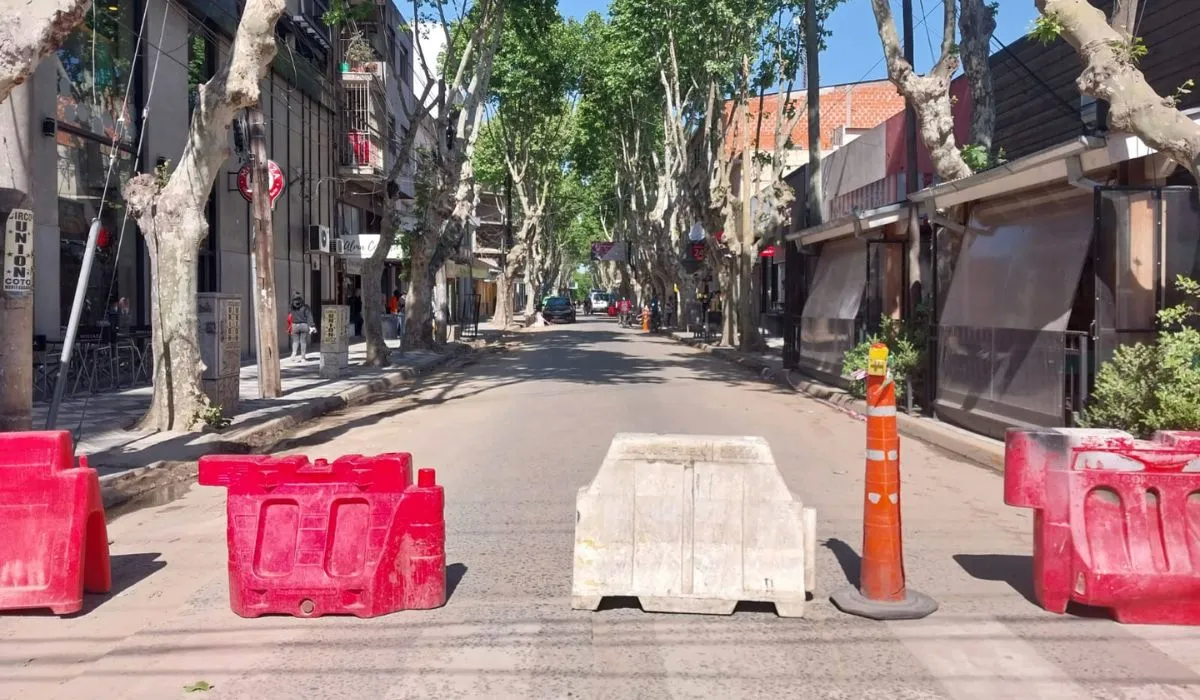 La calle Rotta, de Monte Grande, cerrada al tránsito
