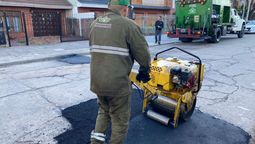 continuan las obras de bacheo en monte grande