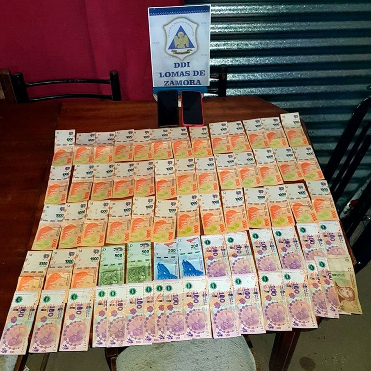 Robo al Banco Galicia de Temperley: encontraron parte del dinero y hay dos detenidas