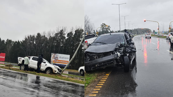 Fuerte choque en la Ruta 58 entre Canning y San Vicente: auto destrozado y camioneta incrustada en un poste