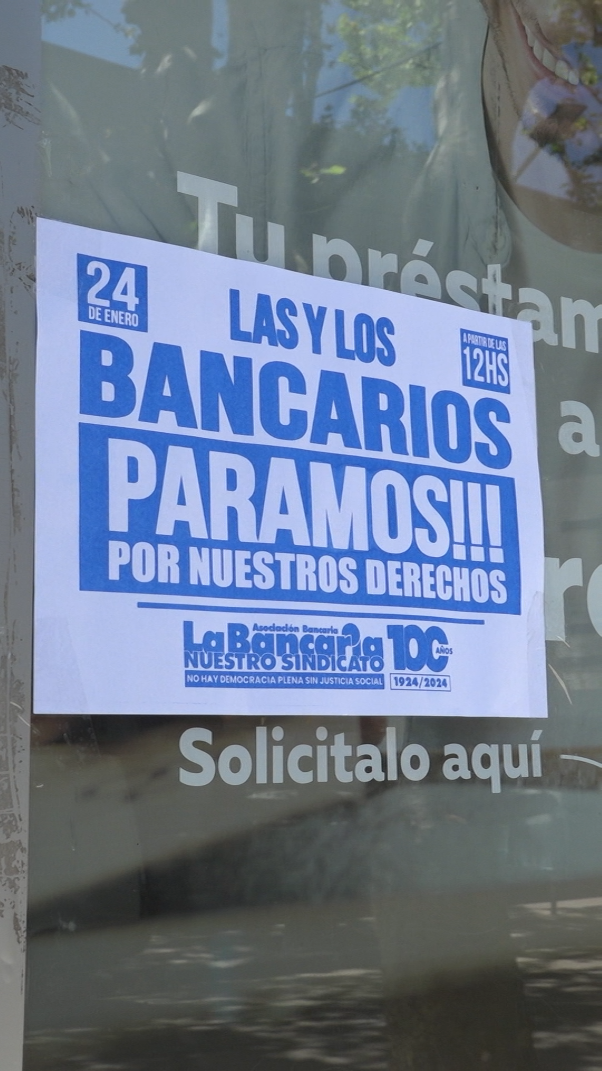 Los bancos adhieren al paro nacional convocado por la CGT. 