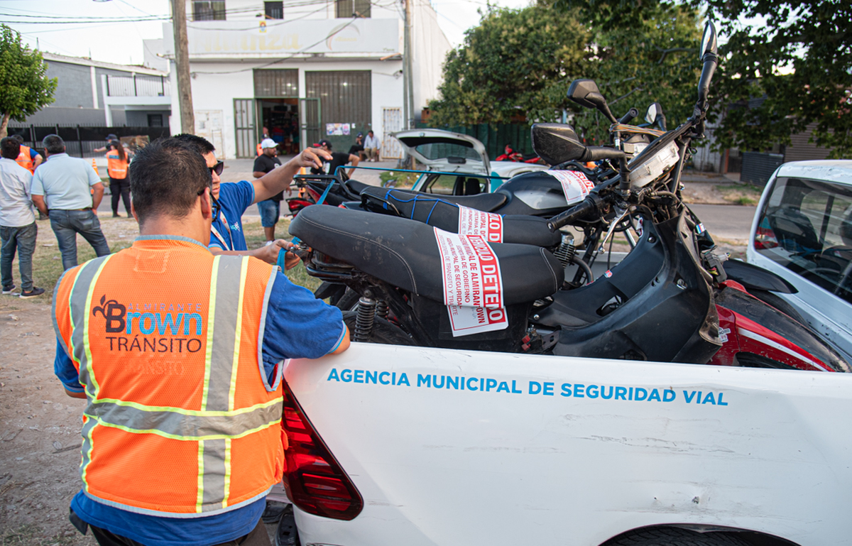 Los operativos son en todas las localidades de Almirante Brown.