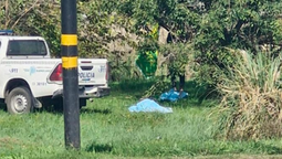 encontraron el cuerpo sin vida de un joven en el cruce de lomas: se habria suicidado