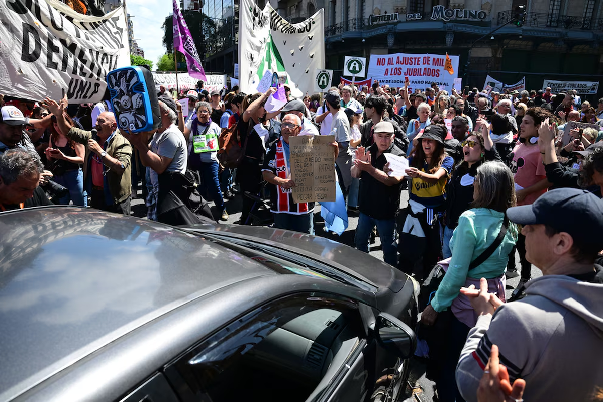 Incidentes durante el debate del veto a la Ley de Financiamiento Universitario. 