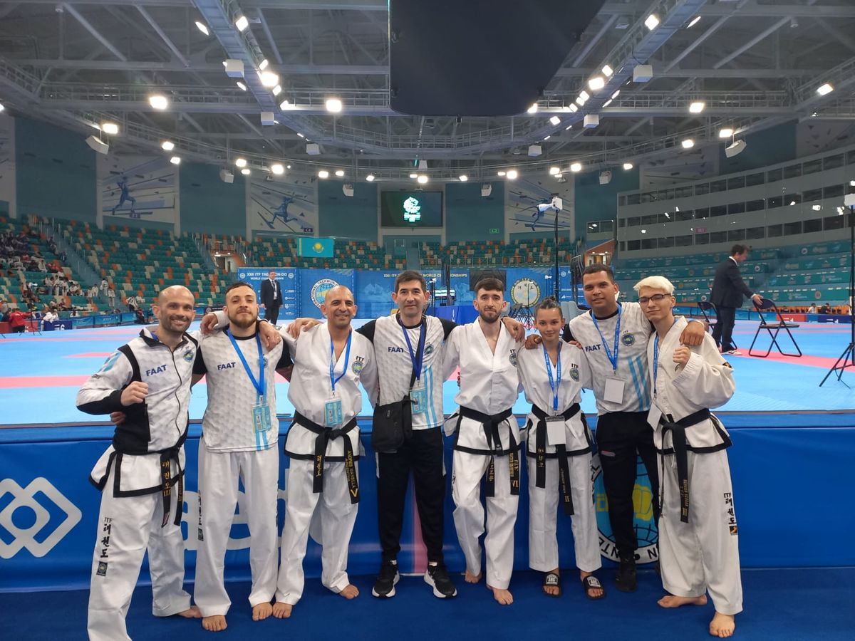 Pablo en el Mundial junto a sus compañeros.