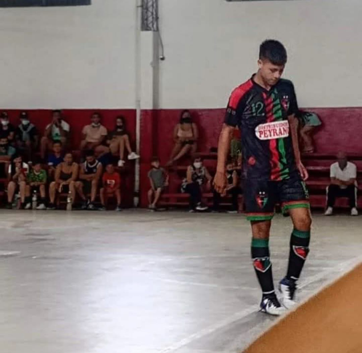 Ehitan Morales, en uno de sus últimos años con el club Arzeno. 