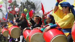 llega una nueva edicion del festival burzaco matsuri: lo cierran los parralenos
