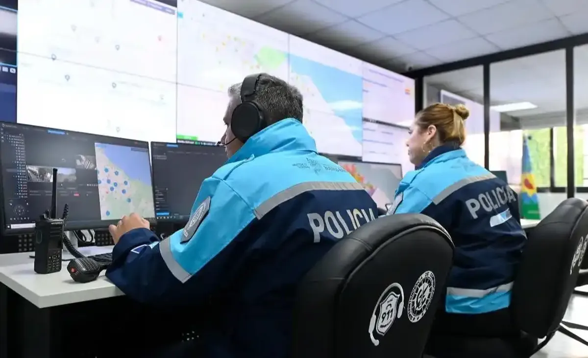 El Gobierno bonaerense autorizó una licitación por más de $23 mil millones para modernizar el Sistema Integral de Emergencias 911 en toda la provincia.  