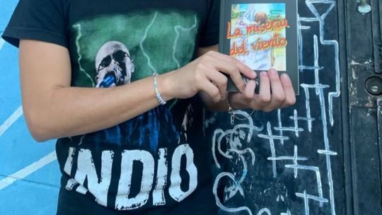 Un autor lomense transforma cada disco de Los Redondos en poesía