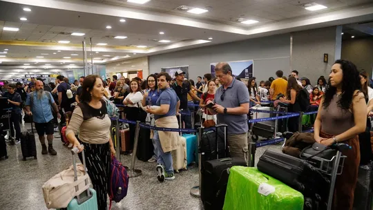 El Gobierno avanza con privatización de la compañía que se encarga del servicio de rampas en los aeropuertos