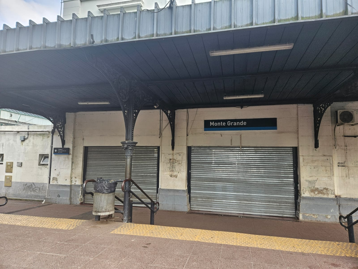 La estación de Monte Grande en la mañana de este jueves.