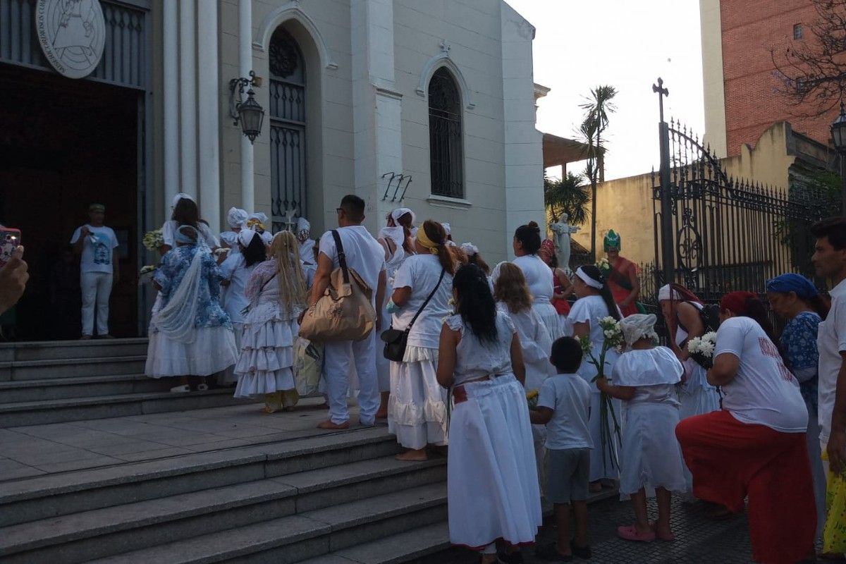 Ritual de religiones afro en el centro de Monte Grande