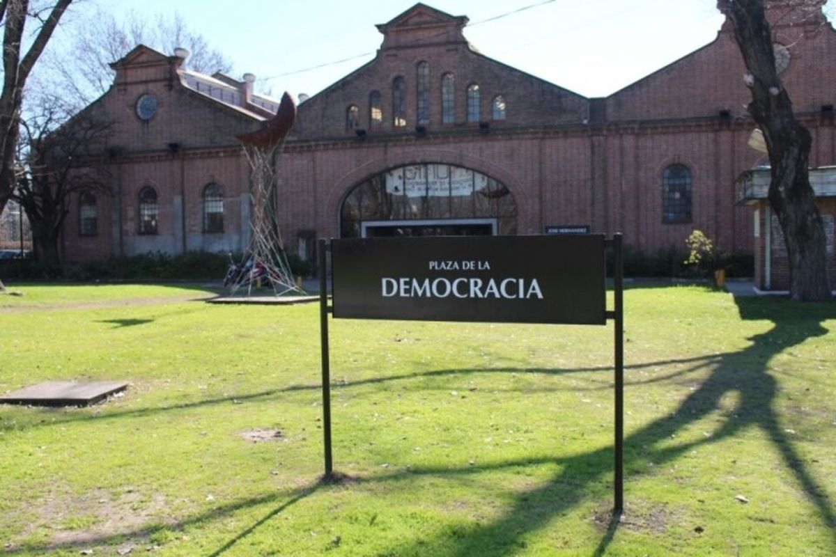 La universidad de Lan&uacute;s, uno de los puntos de concentraci&oacute;n en la zona sur.