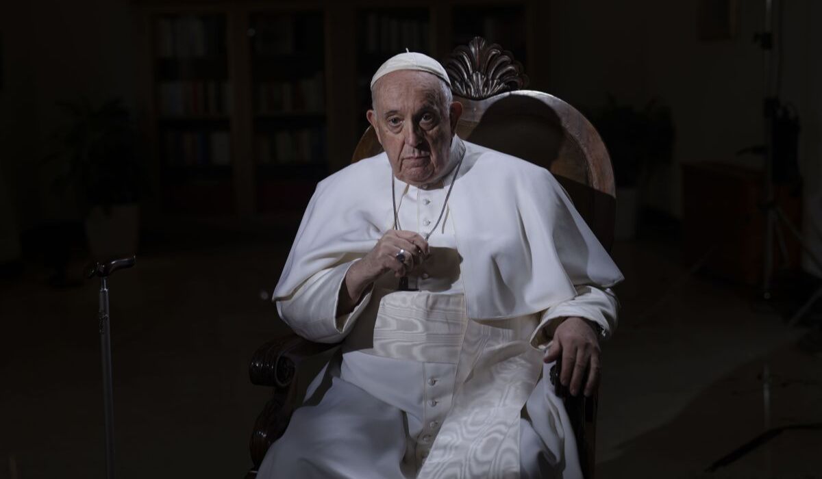 Papa Francisco: La homosexualidad no es un delito, pero es pecado