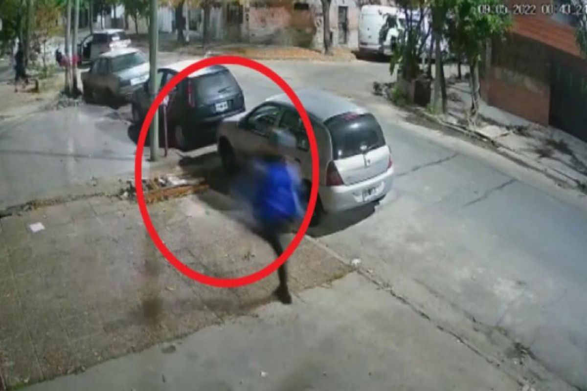 Video: Le quisieron robar la moto a un vecino de Gerli y se desató una persecución